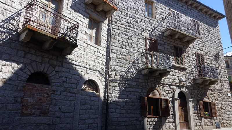 2016-05-05_160848 sardinien-2016.jpg - Tempio Pausana